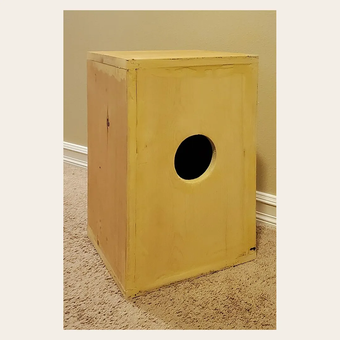 Wooden Cajon with Snare Wires